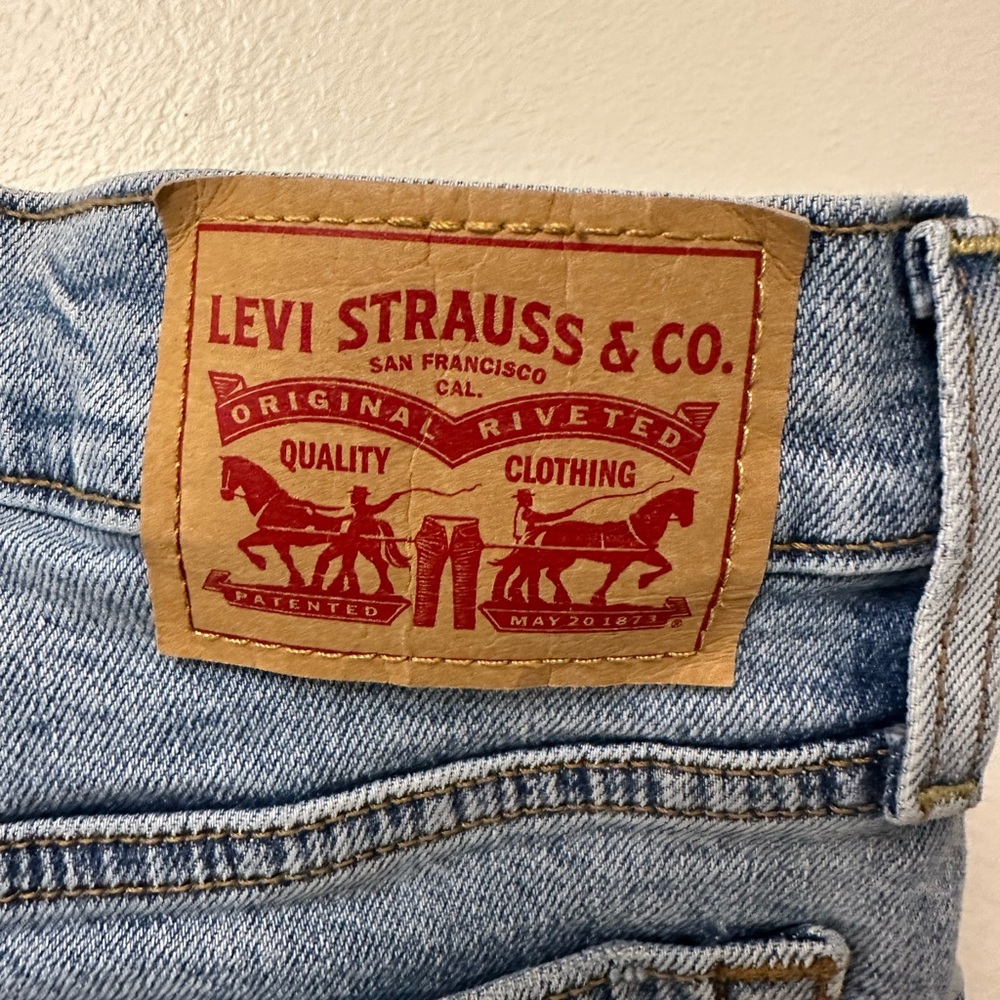 Levi’s Jeans - Picture 5 of 5